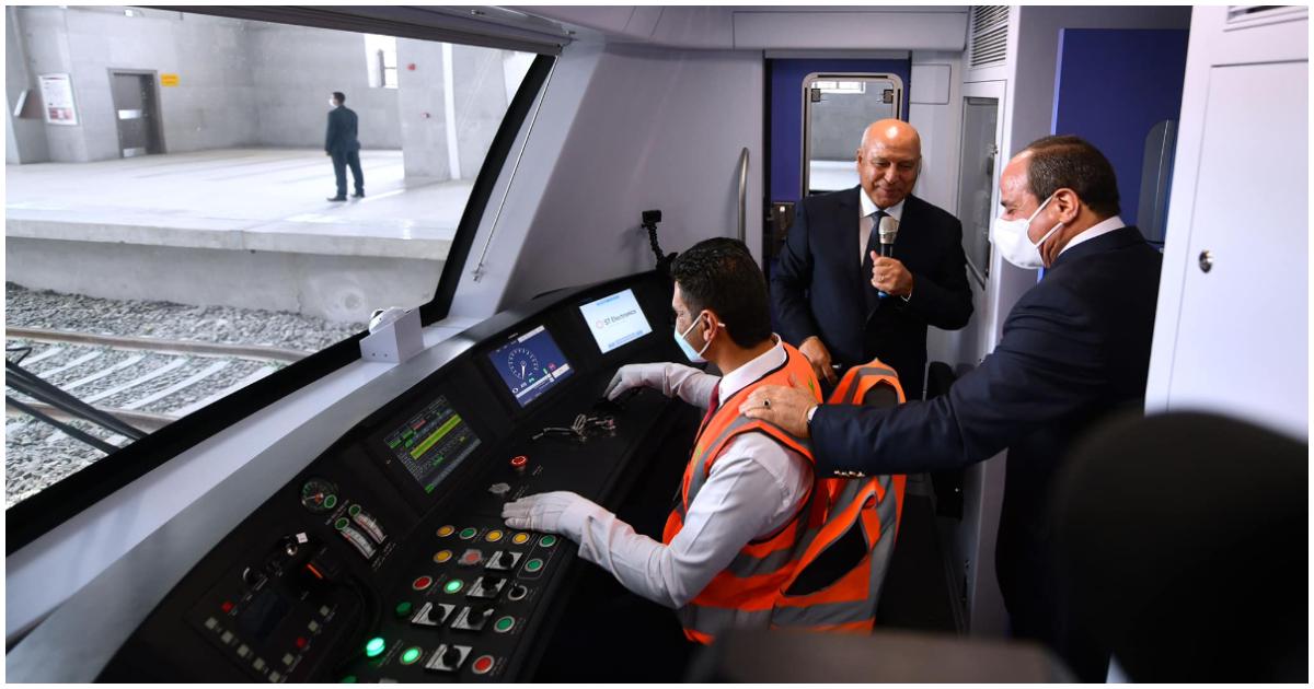 President El-Sisi checks out the train station