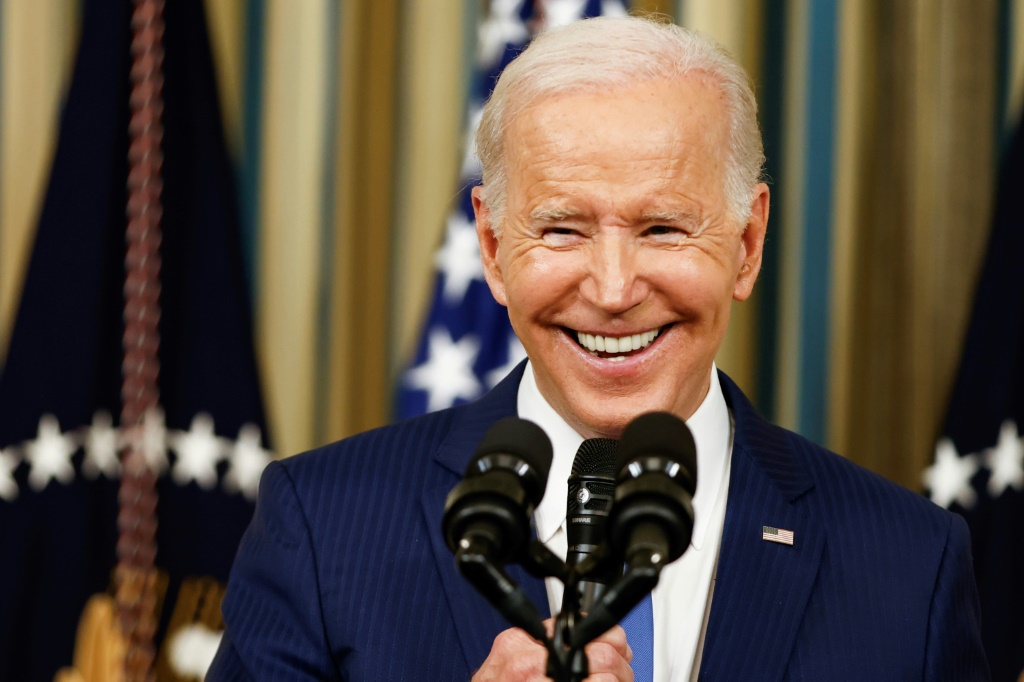 Joe Biden will attend the climate talks on Friday