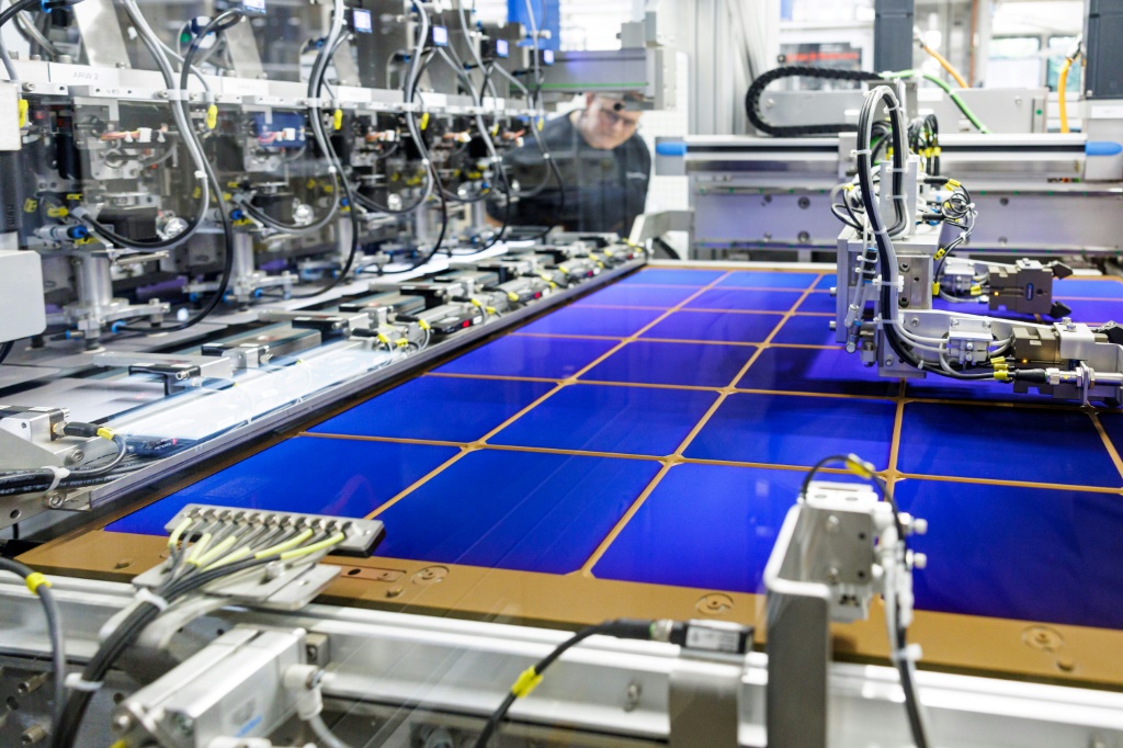 Germany's solar cell industry is hoping for a renaissance as Europe looks to reduce reliance on China