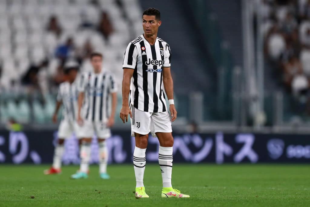 Ronaldo turns down Man United's desperate move, accepts City's offer