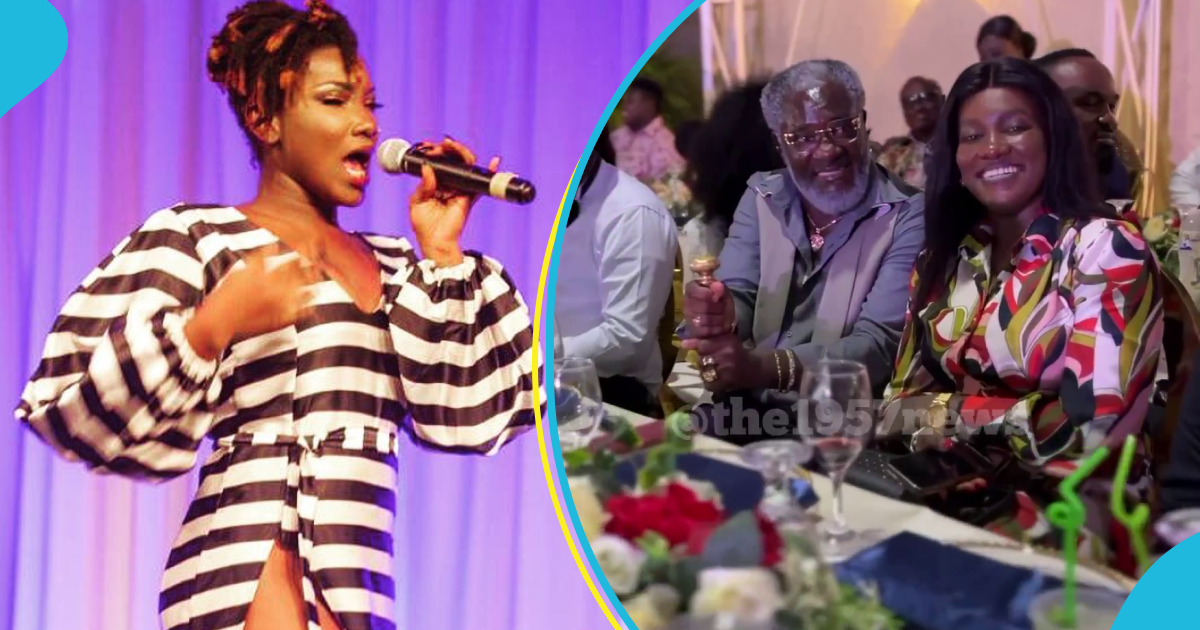 Ebony Reigns' father and elder sister party hard
