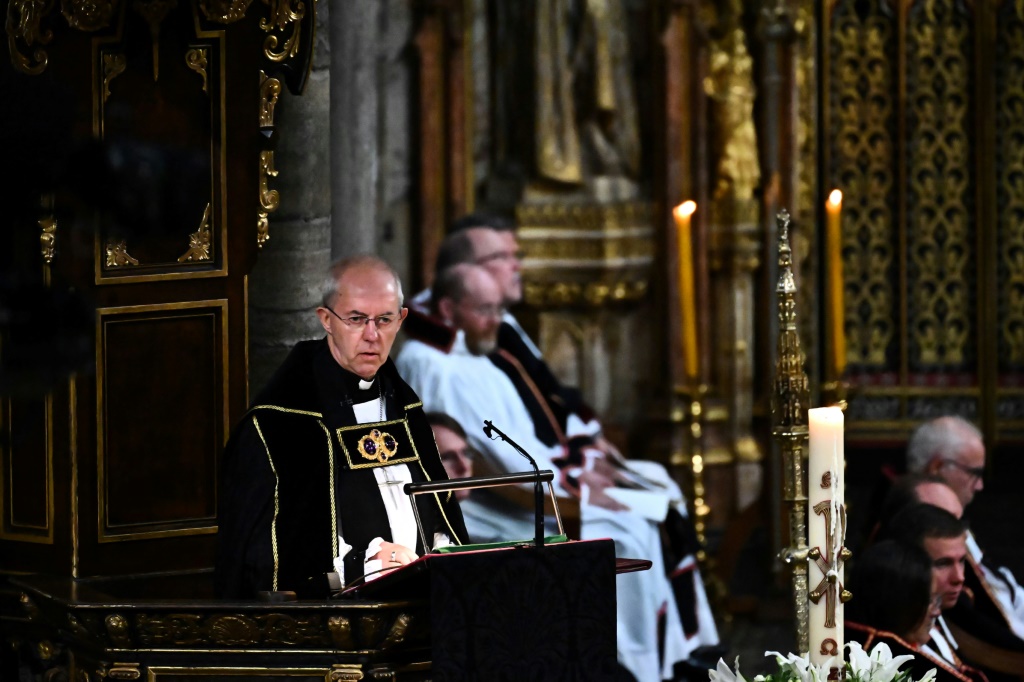 Archbishop of Canterbury Justin Welby praised the queen's life of duty and service to the UK and the Commonwealth