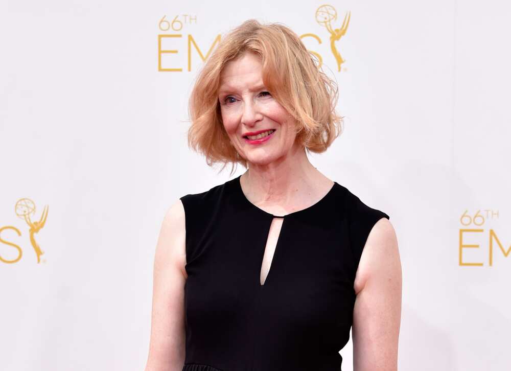 What happened to Frances Conroy's eye?