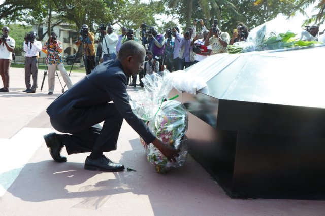 Touching photos drop from Atta Mills 7 year anniversary celebration