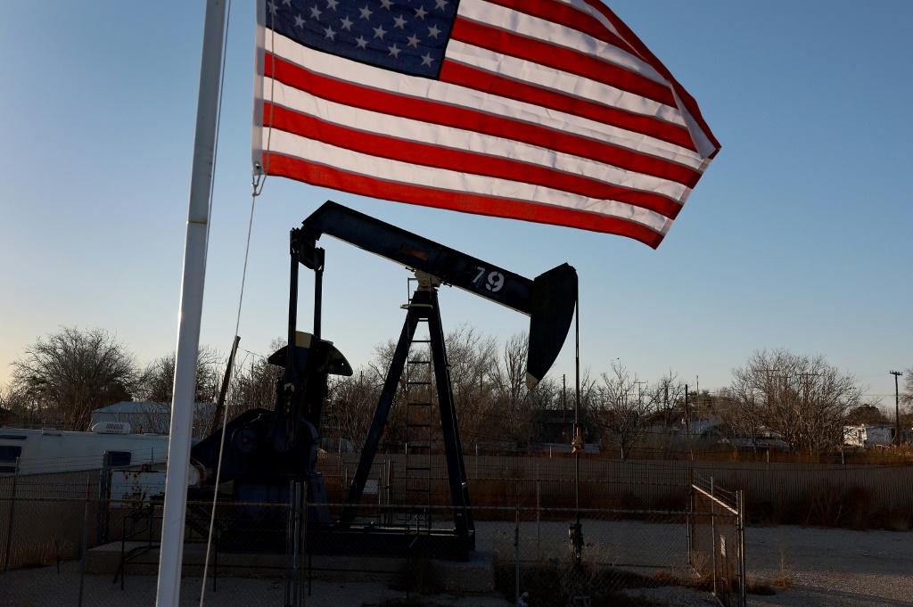 An oil field in Odessa, Texas; some Republican-led US states want to exclude financial firms that refuse to invest in petroleum companies