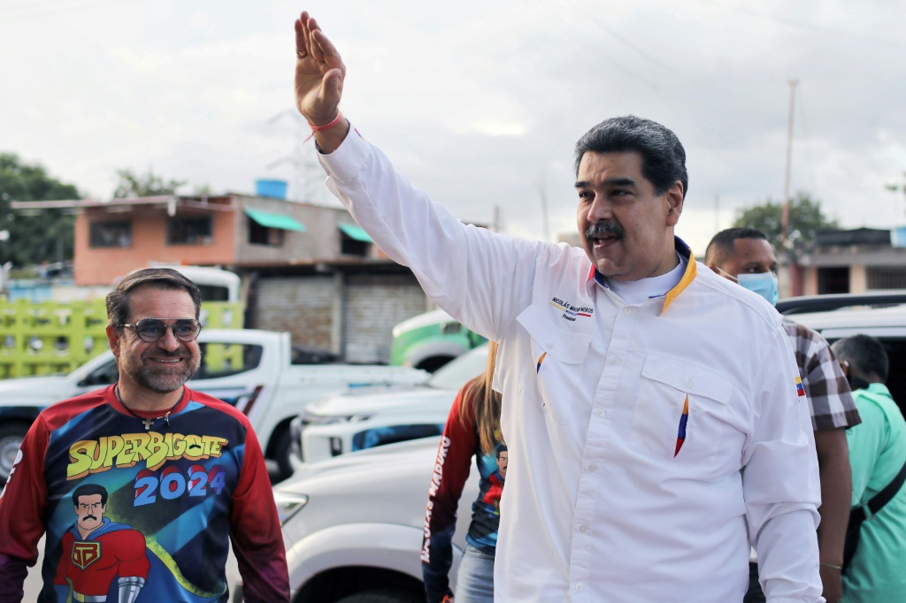 Venezuelan President Nicolas Maduro said Caracas will be a "guarantor" of Colombia's peace negotiations with the ELN guerrillas at the request of Colombian President Gustavo Petro