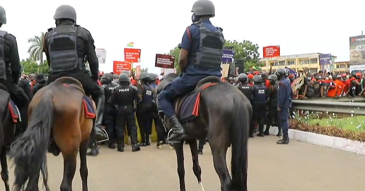 Live: Heavy police presence meets NDC protestors at the Jubilee House