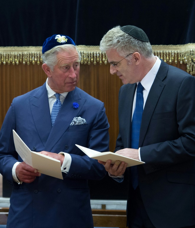 Charles and Israeli's former ambassador Daniel Taub attended the installation of the UK's Chief Rabbi Ephraim Mirvis in 2013