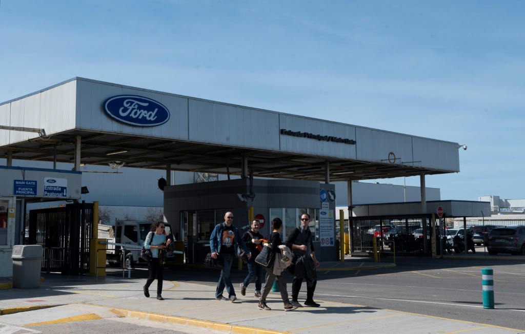 Last year, Ford cut around 1,100 jobs at its Valencia factory in eastern Spain