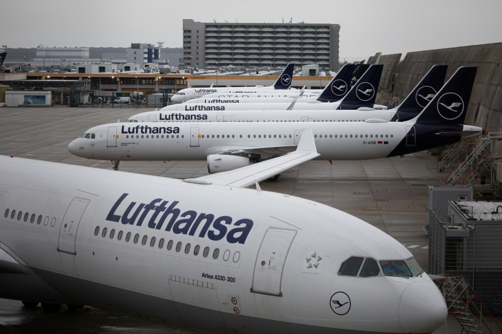 When the coronavirus brought global air travel to a halt, Lufthansa suffered massive losses