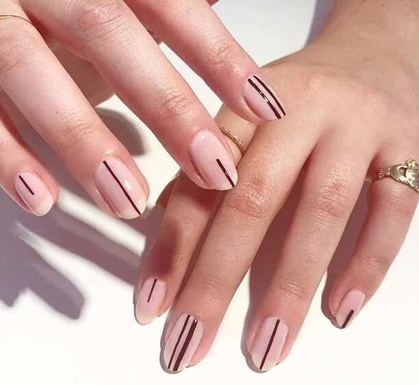 unique classy short nail designs