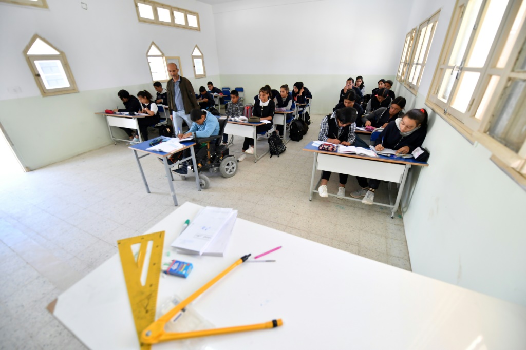 The non-profit group "Wallah (Swear to God) We Can" hopes that helping schools boost their resources through food and energy production can breathe new life into Tunisia's failing, cash-strapped education system