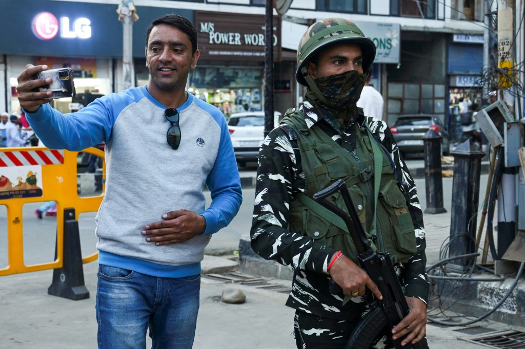Kashmir, India's hottest new travel destination, is also the site of its deadliest insurgency