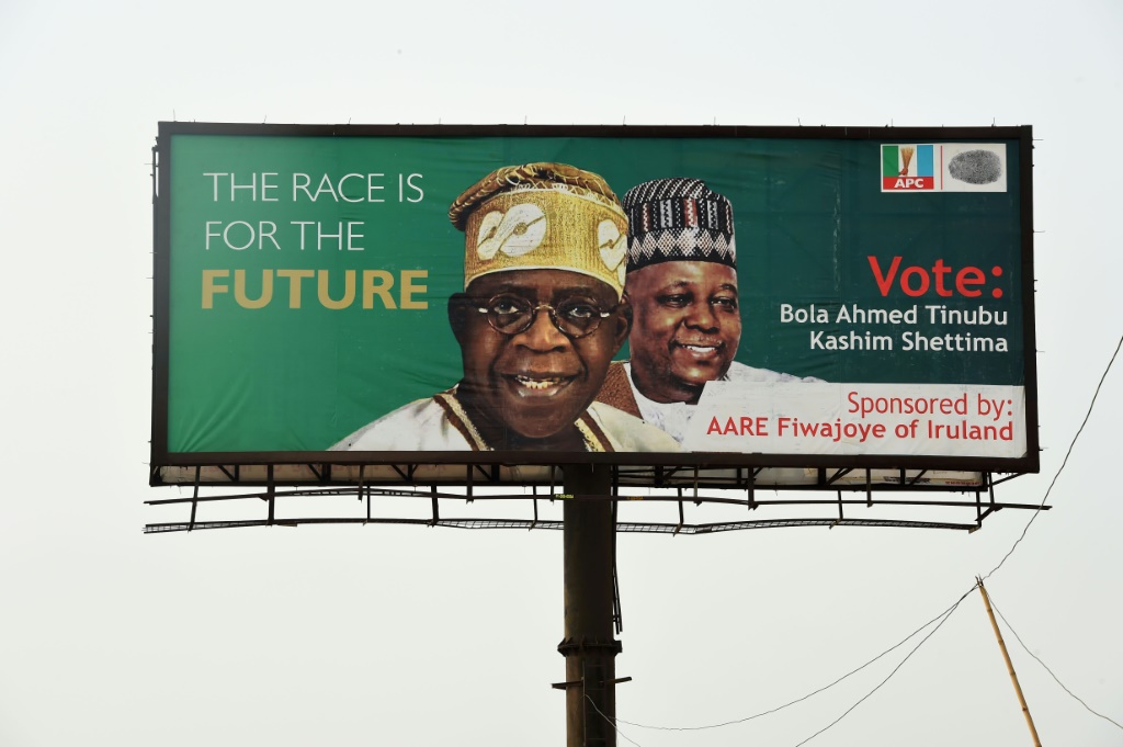 Cash and fuel crisis cranks up Nigeria election tensions
