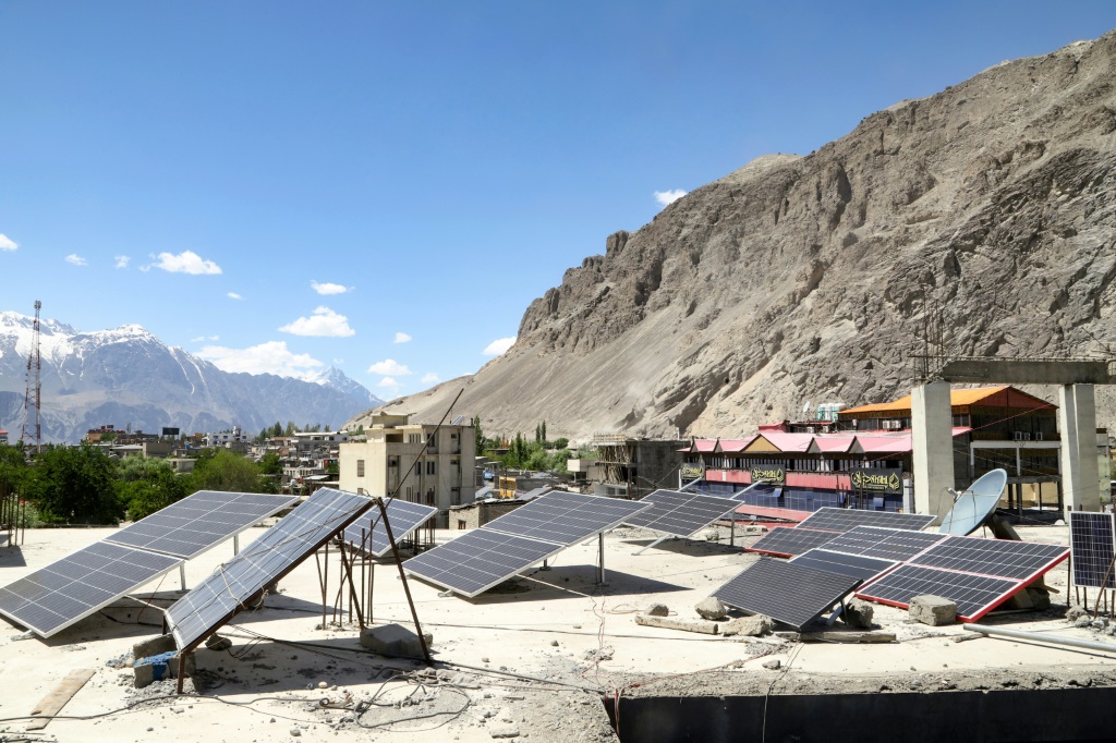 While higher-end hotels can supplement their supply with solar panels or fuel generators, many locals cannot afford such luxuries