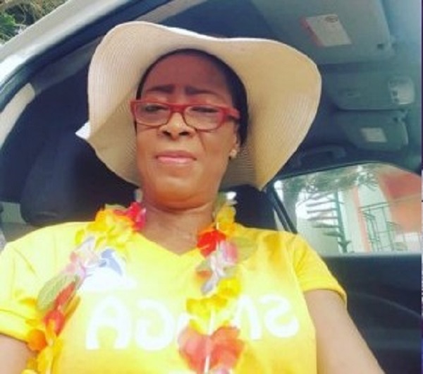 Sonnie Badu shares photo to mark mother’s 62nd birthday