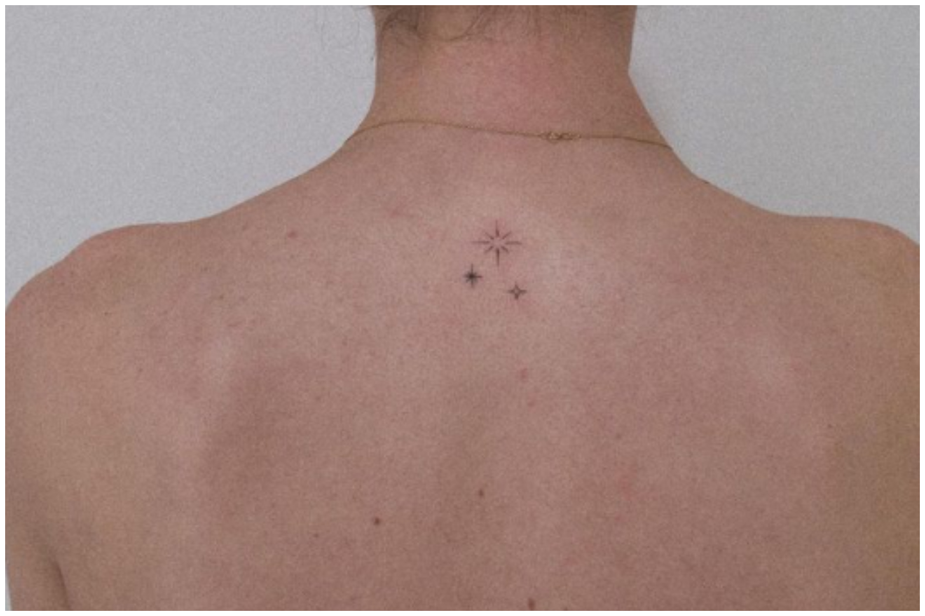 15 Tiny & Delicate Lower Back Tattoos | CafeMom.com