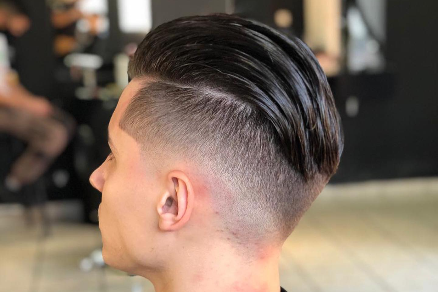 This haircut was hard asf. Who else thinks he should've played the whole  season with it : r/PeakyBlinders