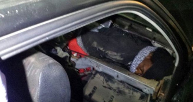 Car dashboards and other places Africans are squeezing in to get to Europe (Photos)