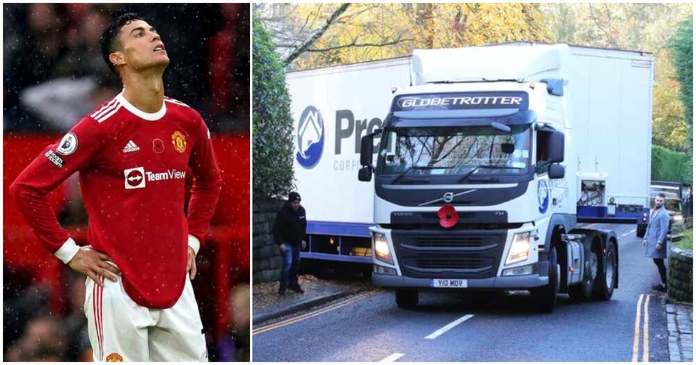 Truck got stuck at Ronaldo's house when it arrived to pack his belongings
