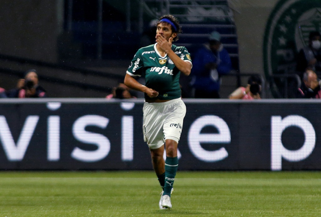 Brazilian midfielder Gustavo Scarpa