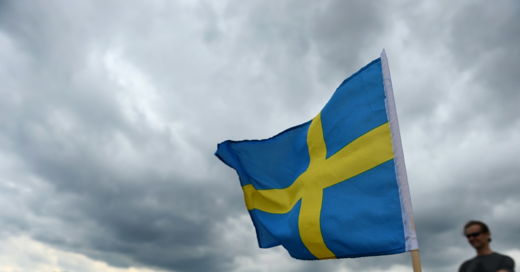 Moscow has reacted frostily to Sweden's decision to abandon two centuries of military non-alliance