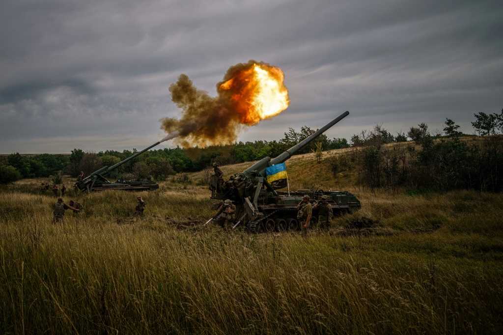 Artillery usage in the Ukraine war is depleting Western stockpiles of ammunition