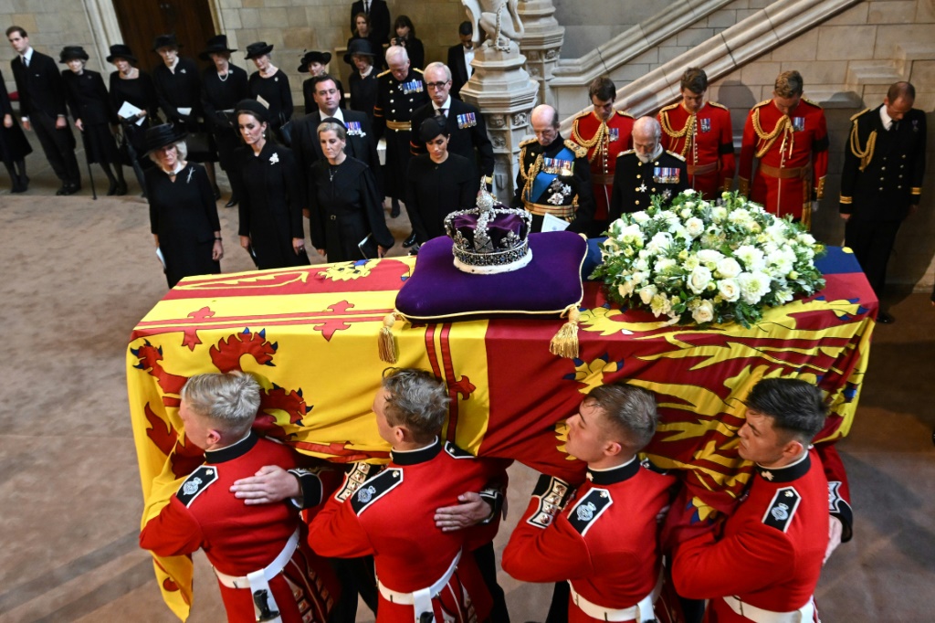 Pallbearers carry Queen Elizabeth II's coffin into Westminster Hall