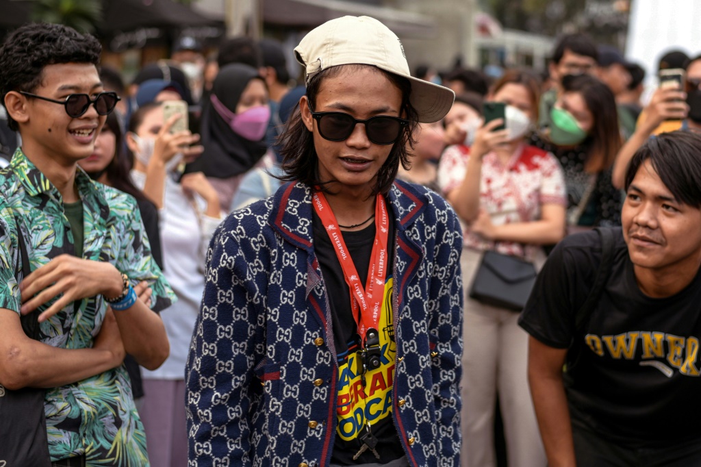 TikTok celebrity Bonge joins the crowds at the viral catwalk