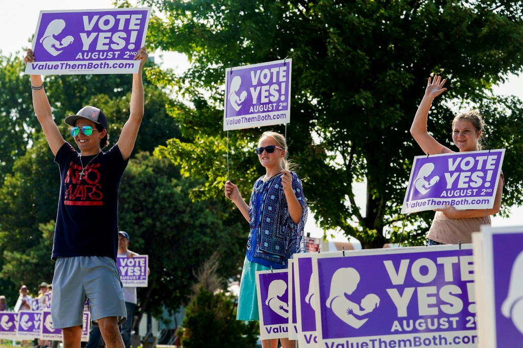 Voters in Kansas decisively rejected an amendment to the state constitution that would have removed abortion protections
