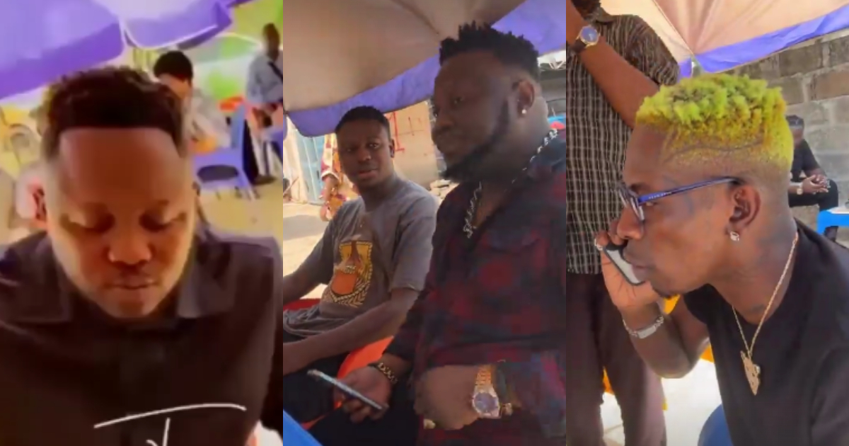Medikal and Shatta Wale spotted eating fufu in huge 'asanka' after court hearings
