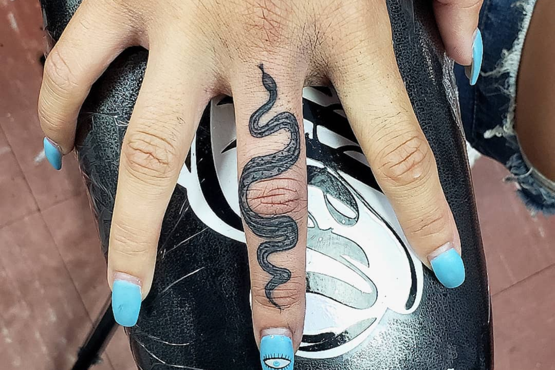 Twining Snake Tattoo Waterproof Temporary Tattoos Lasting Fake Tattoo For  Woman Men Finger Tattoo Gothic Tattoos Sticker - Temporary Tattoos -  AliExpress