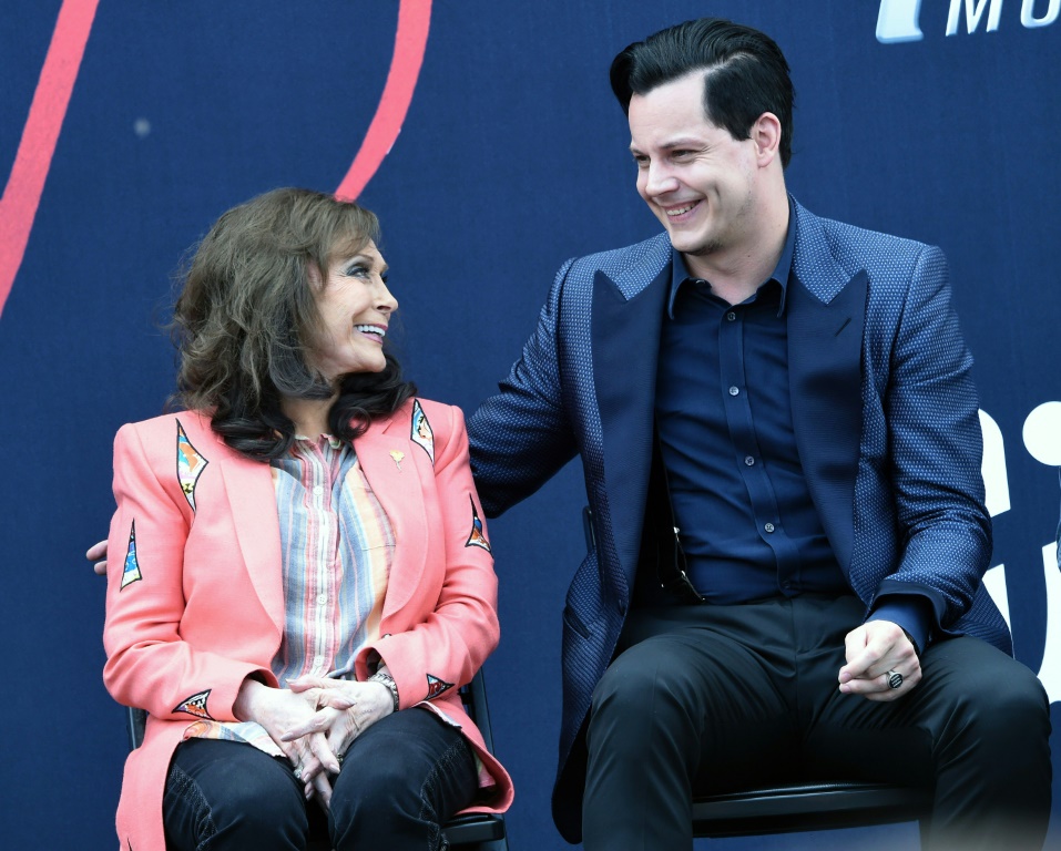 Loretta Lynn collaborated with scores of artists over the years, even releasing an album in 2004 that was produced by rocker Jack White (R)