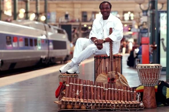 Mory Kante: African music legend behind hit Yeke Yeke dies at 70