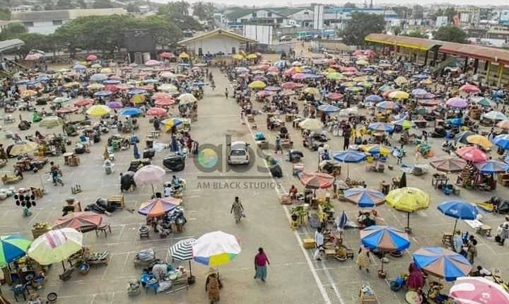 Social distancing: Takoradi jubilee park converted into a market; well demarcated