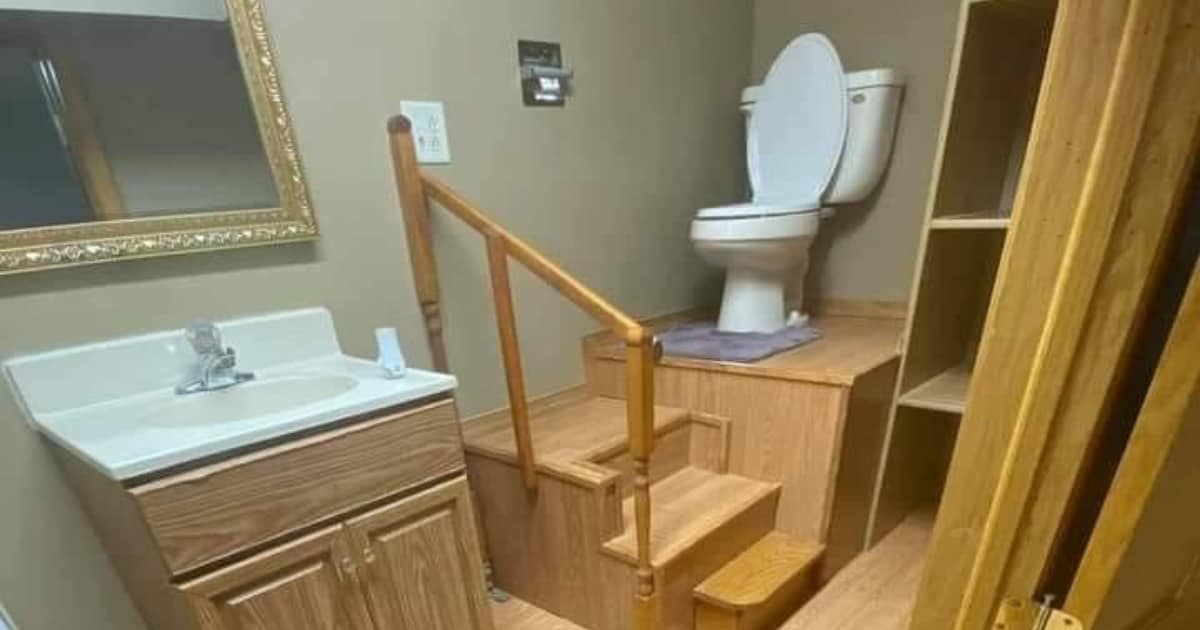It's a no from us: Mzansi reacts to pic of bizarre bathroom design