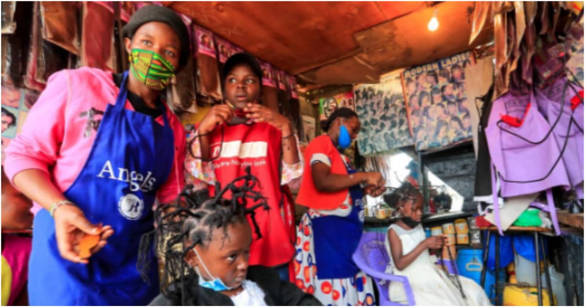 Nairobi hairdressers invent new spiky style resembling coronavirus to create awareness