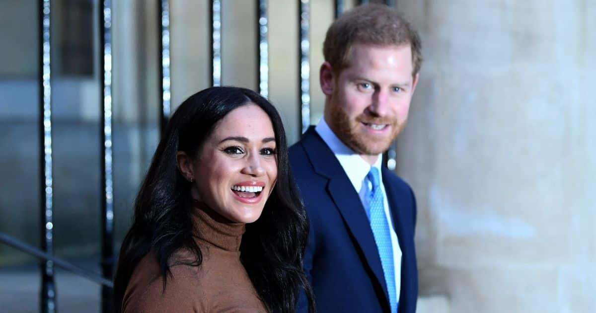 Prince Harry claims people said he couldn't land Meghan Markle because of his hair colour, peep divided: "Lost soul"