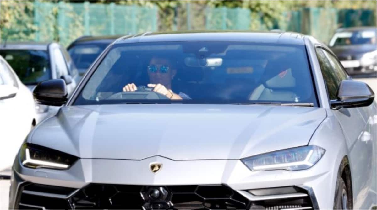 Man Utd Players Stunned As Cristiano Ronaldo Arrives Training in N100m Lamborghini Ahead of 2nd Debut