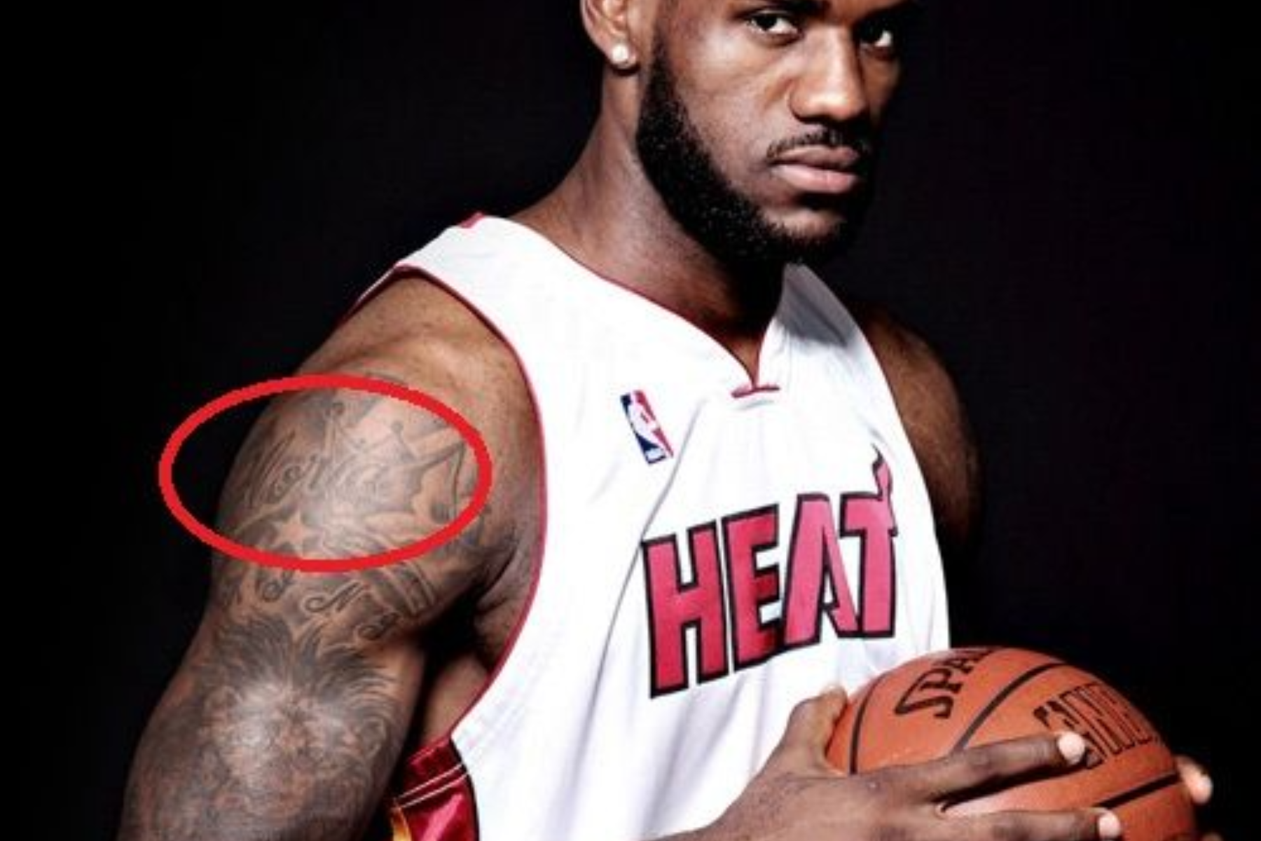 LeBron James has a Gloria tattoo on his right arm