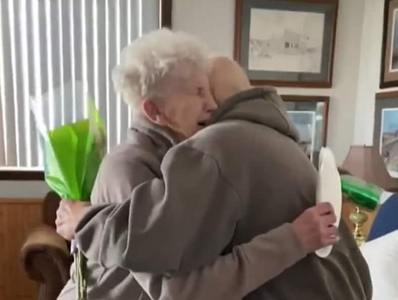 Husband surprises wife of 63 years on her 84th birthday after getting separated for weeks in lockdown
