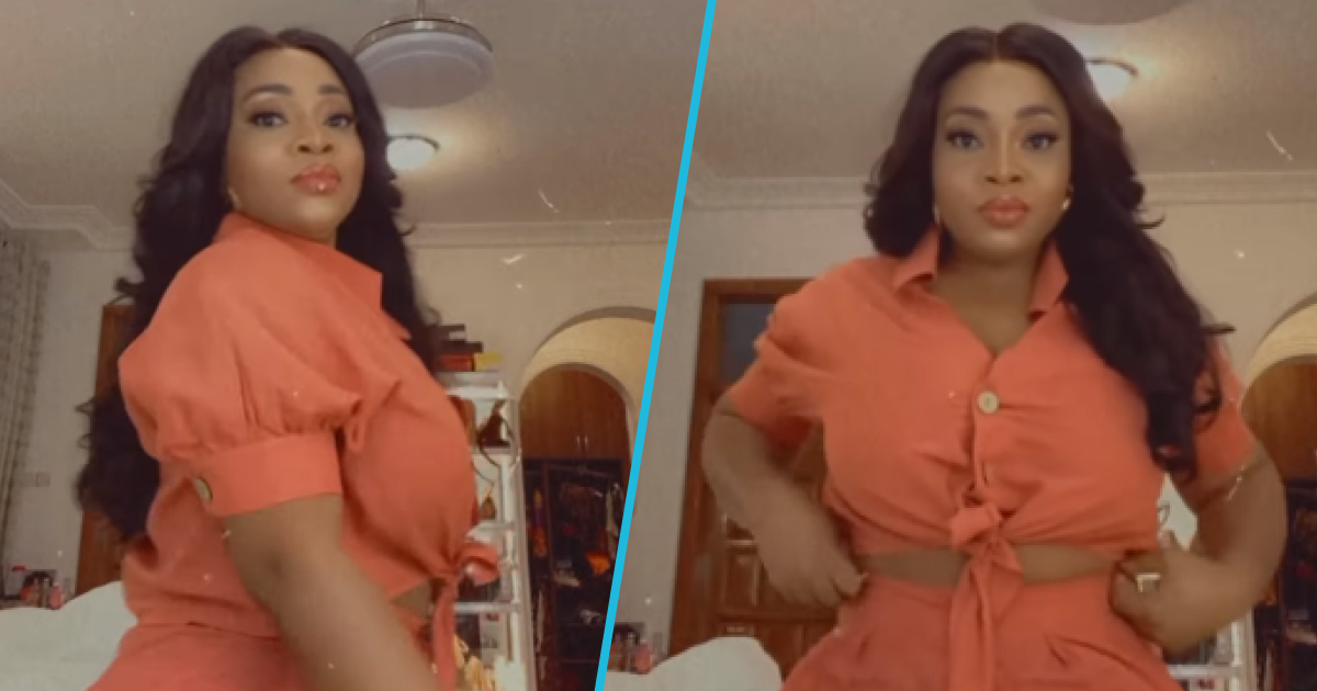 Moesha Boduong puts her sizzling figure on display in bedroom video, Okyeame Kwame drools