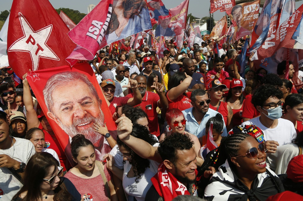 Campaign rallies for former Brazilian president Luiz Inacio Lula da Silva are often a sea of red, his leftist party's preferred color