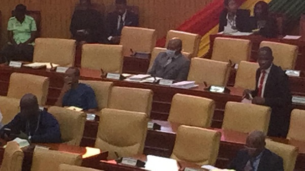 Ras Mubarak spotted in parliament wearing nose mask