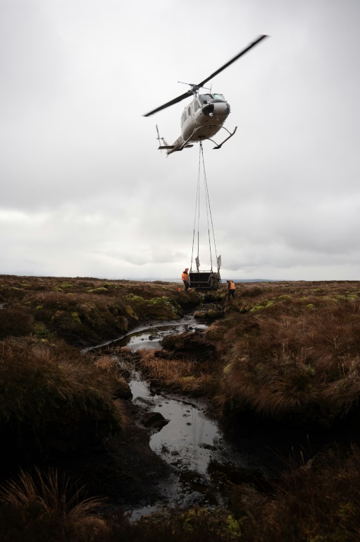Currently, the 450 hectares (1,112 acres) of peatland by draining and others like it in Britain and beyond are releasing greenhouse gases