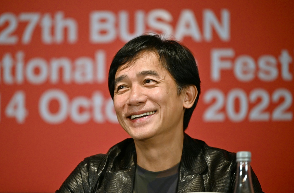 Hong Kong actor Tony Leung Chiu-wai was awarded the "Asian Cineaste of the Year" prize at South Korea's Busan International Festival