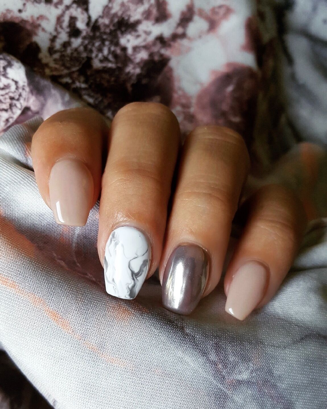 Marble nails
