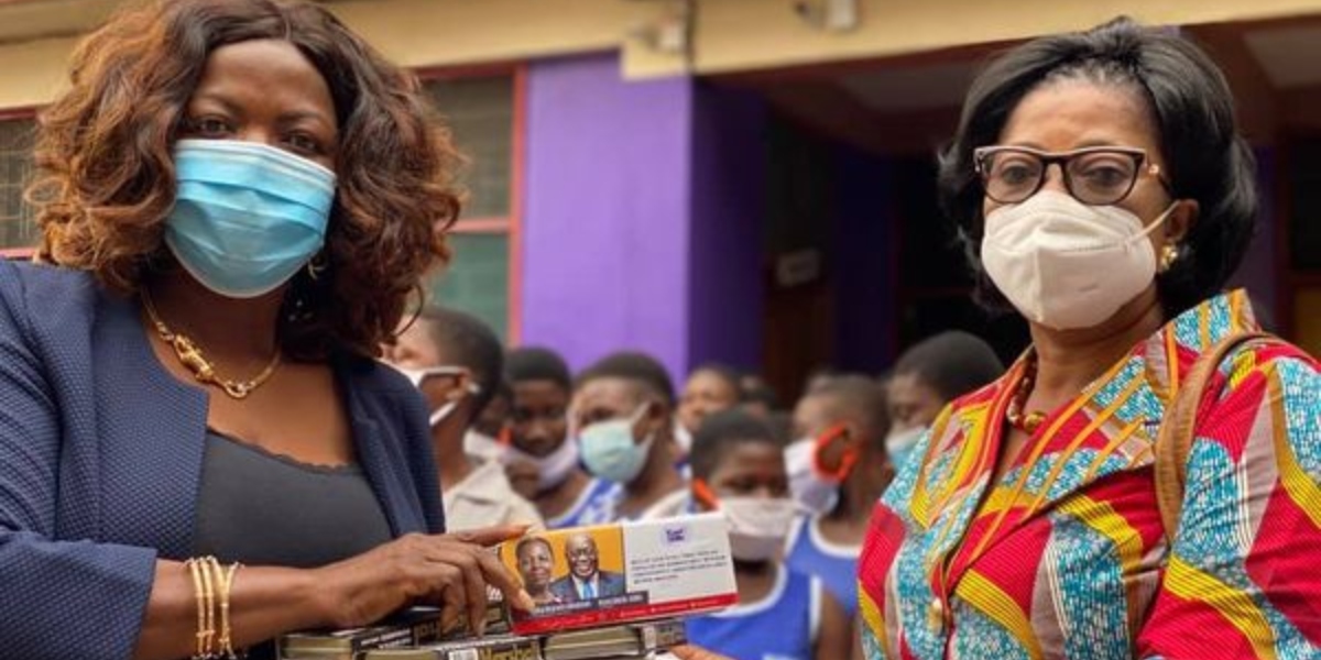 Election 2020: Ayawaso MP gives Dumelo pressure; shares branded mathsets to BECE candidates