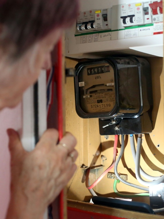 Hard-pressed householders want more help from the government because of rising energy prices
