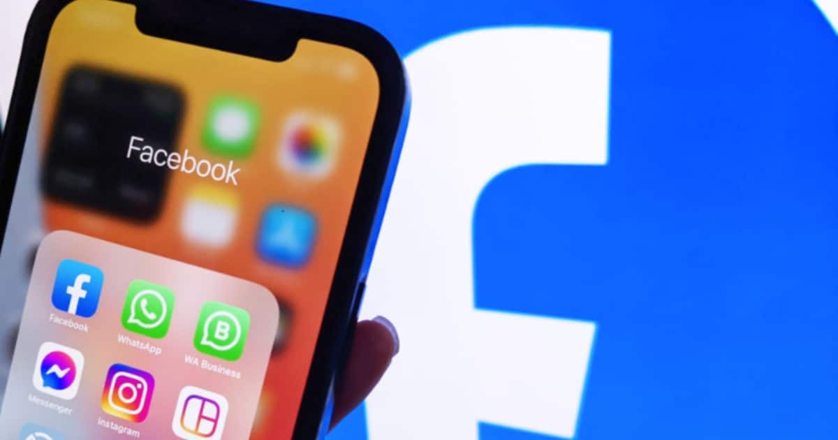 Millions in The Dark as Instagram, Facebook, WhatsApp Crash Throughout the World